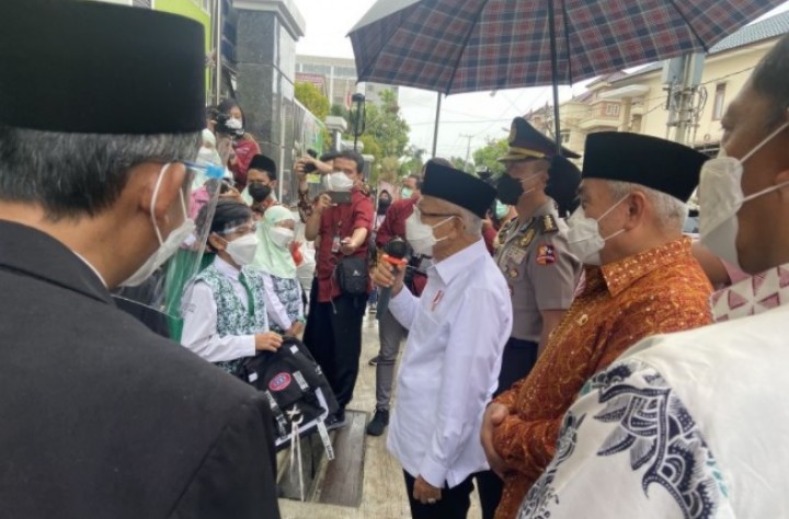 Wapres Datang, Jalan di Tanah Merah Auto Bagus, Warganet Sindir Pemerintah: Pesulap Handal