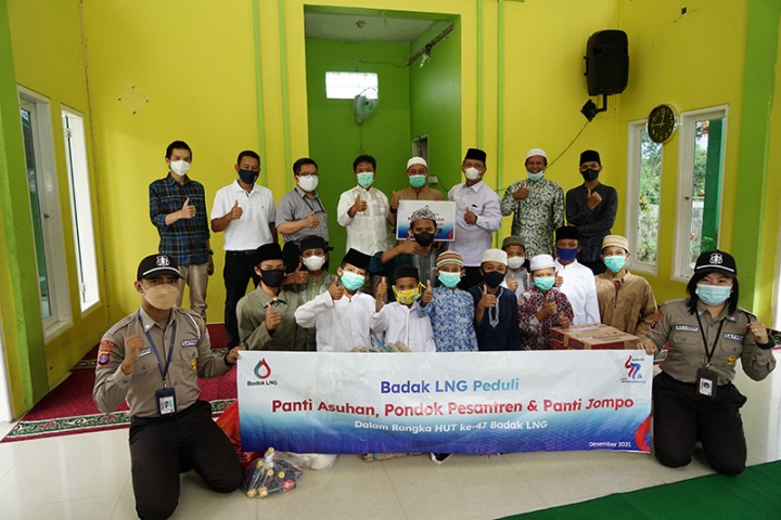 Badak LNG Peduli Pondok Pesantren, Panti Asuhan, dan Panti Jompo