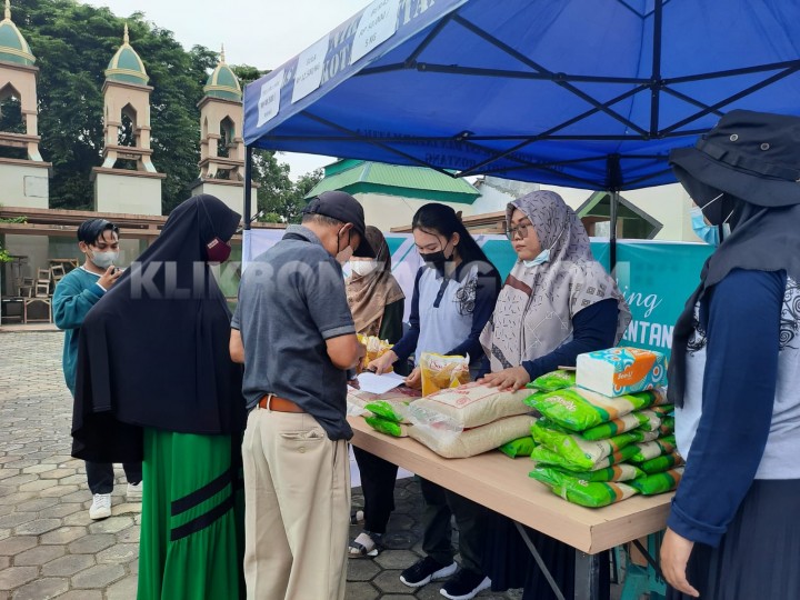 Dalam 2 Jam, Pasar Murah Ludes Diborong Warga