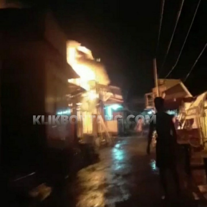 Si Jago Merah Mengamuk di Loktuan, Rumah Warga dan Panti Asuhan Habis Terbakar