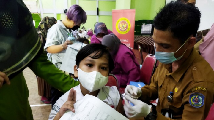 BIN Kaltim Sukses Vaksinasi Seluruh Murid SD Vidatra Dosis Lengkap