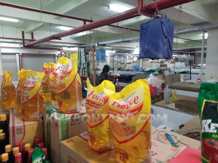 Minyak Goreng di Bontang Masih Mahal, Masih Rp 55 Ribu Per Kemasan