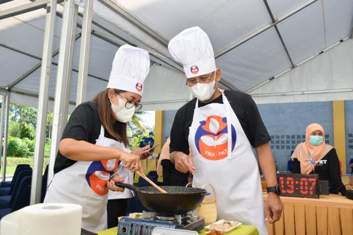 Tumbuhkan Jiwa Wirausaha dari Memasak, PIKA PKT Gelar Happy Cooking