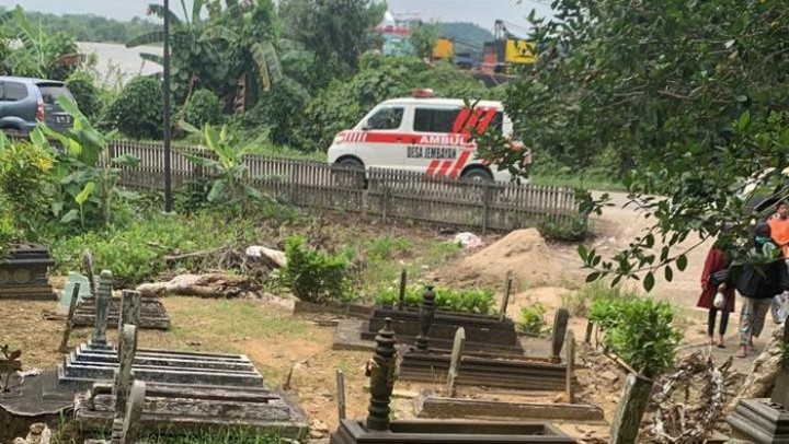 Mayat Tak Beridentitas Tergeletak di Pemakaman Loa Kulu, Peziarah Kubur Geger