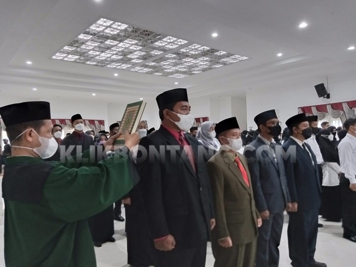 Mutasi Jilid III, Budiman Pimpin Disdukcapil Bontang