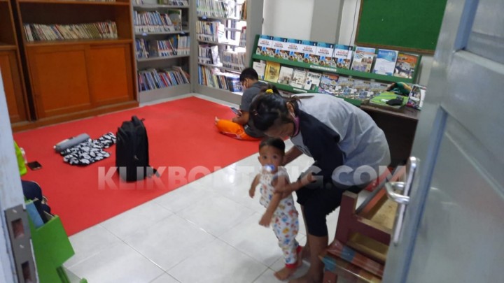 8 RT di Gunung Elai Terendam, Warga Mulai Mengungsi di Kantor Lurah