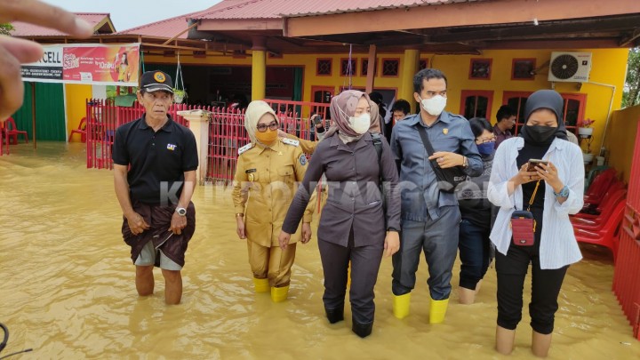 Najirah Minta Perusahaan Bantu Pasokan Makanan untuk Korban Banjir