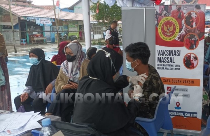 Binda Kaltim Buka Gerai Vaksinasi di Guntung, Disambut Baik Warga