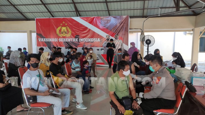 Gelar Vaksinasi, Polres Bontang Siapkan Doorprize Emas