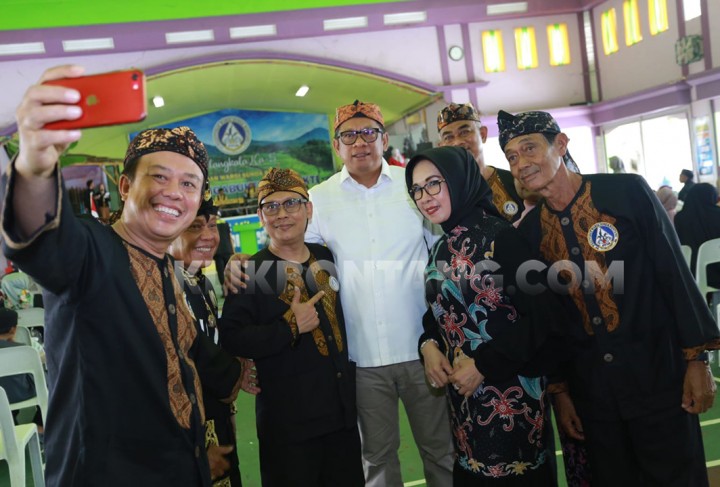 Hadiri Milad ke-5 PWSB, Basri Acungi Jempol Kekompakan Warga Sunda di Bontang
