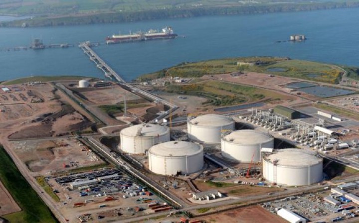 KPK Cecar Pegawai Pertamina Soal Mekanisme Proyek LNG Tahun 2011-2021