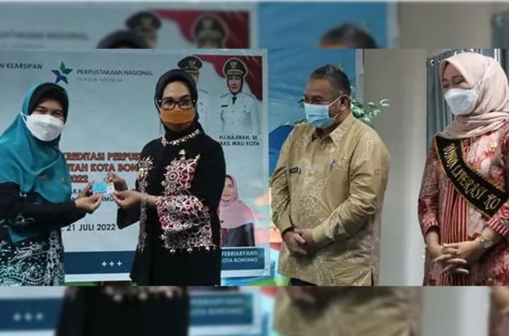 Membanggakan, 10 Perpustakaan di Bontang Terima Akreditasi dari Pemprov