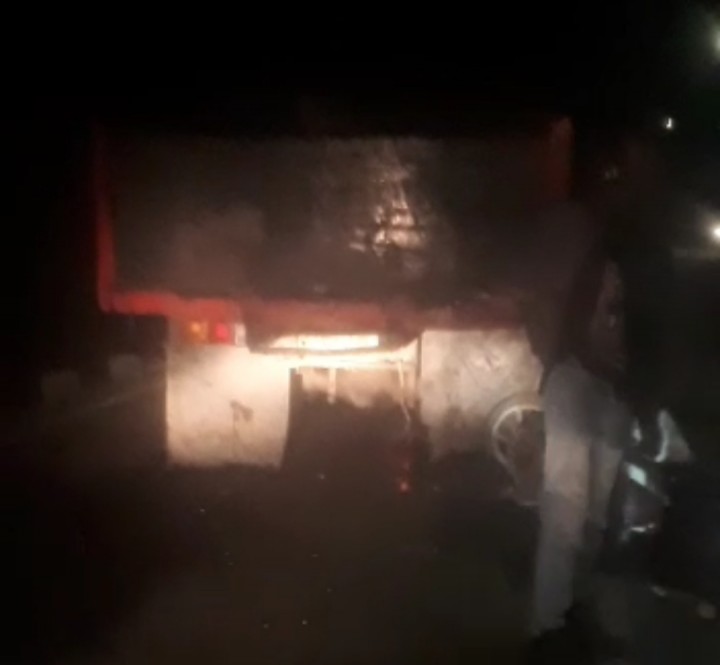 Pemotor Tabrak Truk Parkir di Eks Pupuk Raya Terulang, 1 Orang Tewas