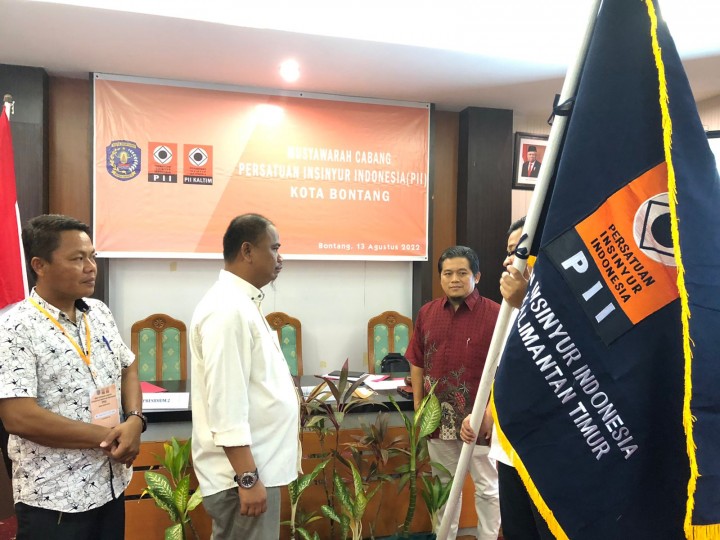 Edy Suprapto Pimpin PII Bontang
