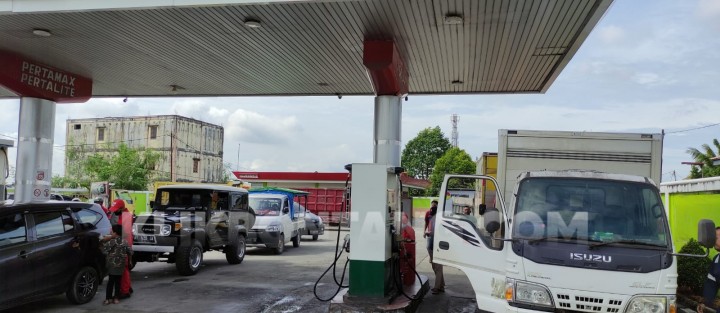 Giliran SPBU Tanjung Laut Terapkan Fuel Card, Antrean Tak Panjang Lagi