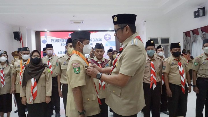Walikota Bontang Kukuhkan Pengurus Gerakan Pramuka Masa Bakti 2022-2027