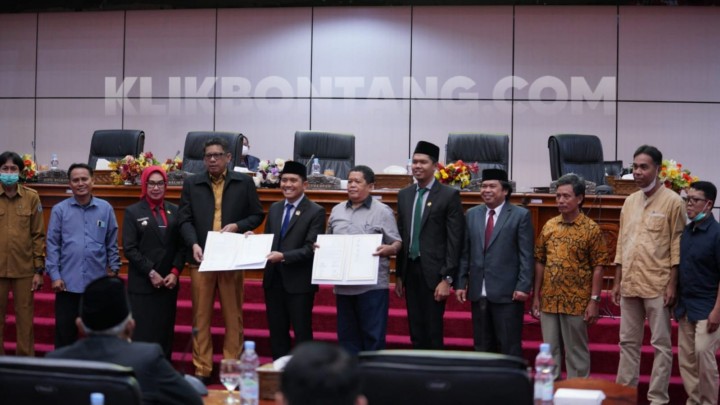Pemkot dan DPRD Bontang Sepakat Tempuh Jalur Hukum Ambil Alih Kampung Sidrap