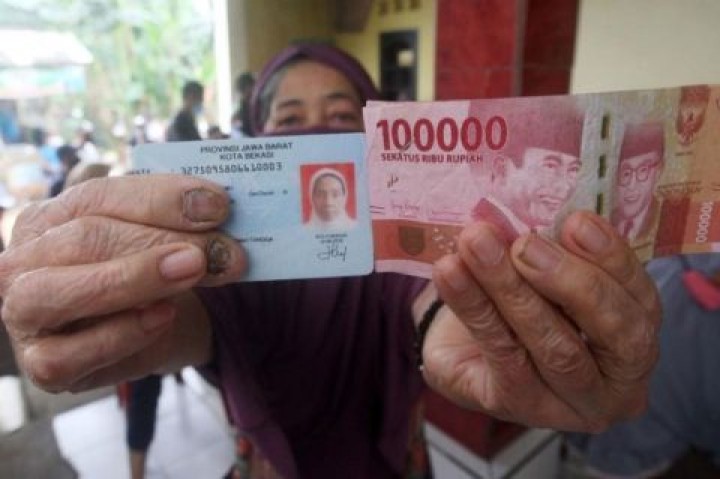 Ini Bansos yang Cair Oktober 2022, BLT Ojol hingga BSU Tahap IV