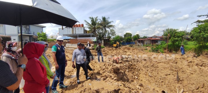 Terkendala Cuaca, Progres Proyek Turap di Api-api Minus 14 Persen