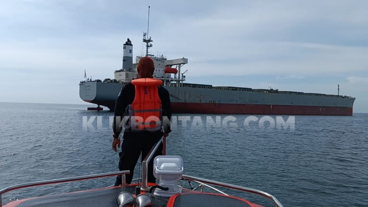 Diduga Jatuh dari Kapal, Kapten Kapal Tanker Hilang di Perairan Bontang