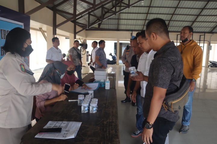 Mendadak! Petugas Lapangan Polres Bontang Dites Urin, Hasilnya?