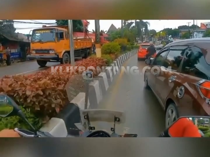 Truk Tangki Patah As di Jalan MT Haryono Bontang, Polisi Sempat Terapkan Satu Arah