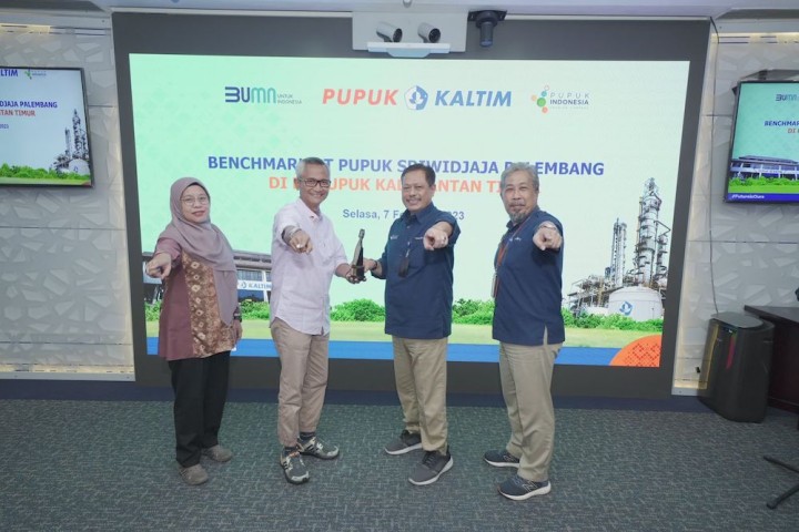 Benchmark ke Pupuk Kaltim, PUSRI Belajar Pengembangan Inovasi Sosial dan TJSL