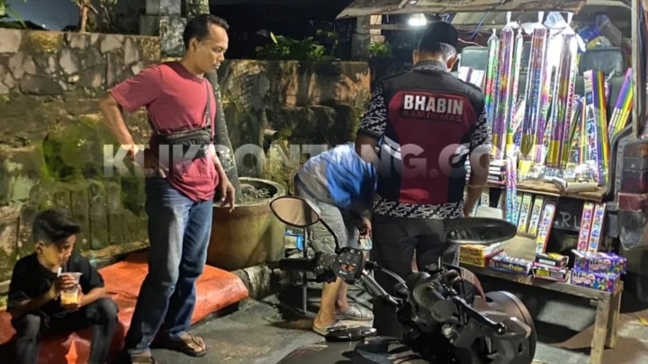 Kedapatan Jual Petasan, Pedagang di Loktuan  Pasrah Jualannya Disita