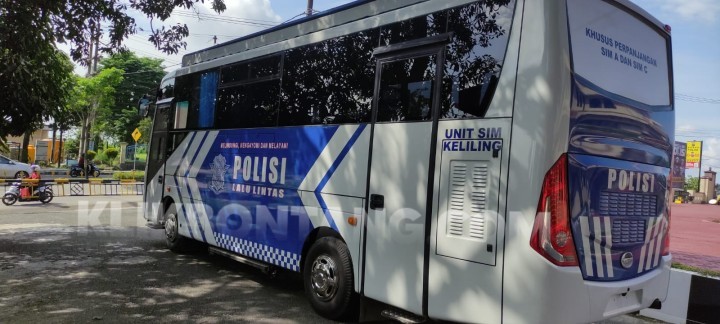 Mobil SIM Keliling Polres Bontang Sudah Beroperasi; Layani Warga di Marangkayu, Muara Badak dan Teluk Pandan