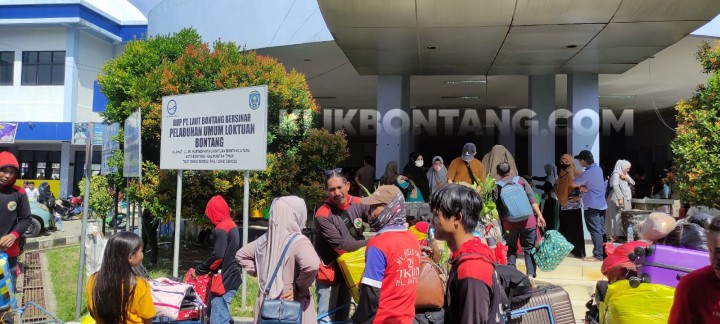Tas Penumpang KM Binaiya Raib di Pelabuhan Loktuan, Kecewa CCTV Tak Aktif