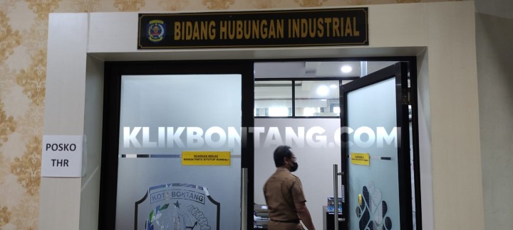 THR Pekerja Diterima Setara 1 Bulan Gaji, Dipecat Tetap Dapat