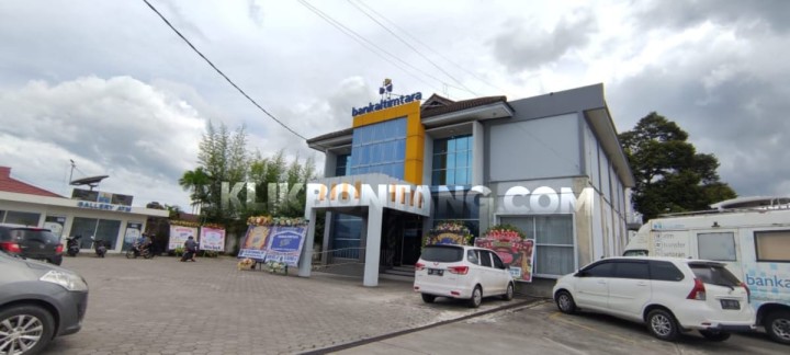 Info Loker 6 Orang Posisi Frontliner Bank Kaltimtara Diperpanjang