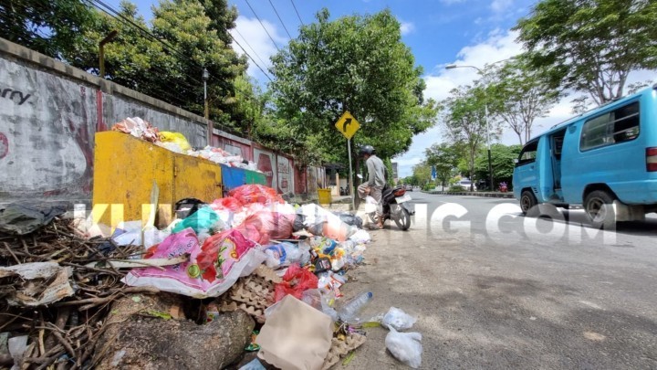 Usai Penarikan Tong Sampah; Pemkot Bakal Pungut Retribusi ke Warga, Dipotong saat Bayar Air