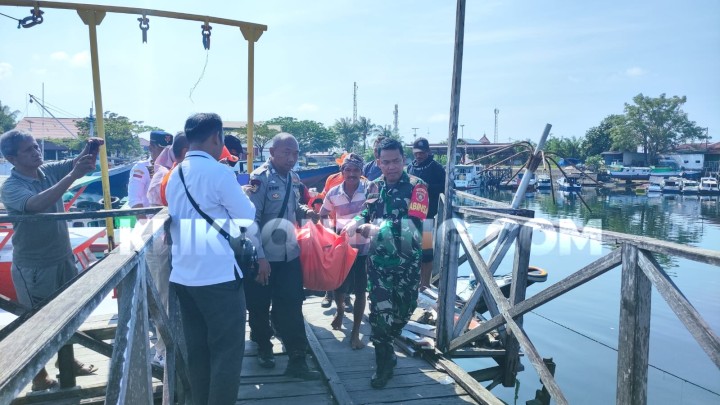 Warga Tanjung Laut Indah Ditemukan Meninggal Dunia di Atas Kapal