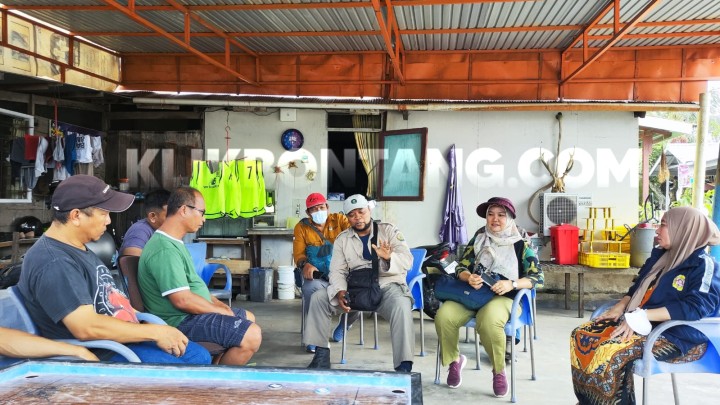 BKSDA Kaltim Tak Pernah Izinkan Ambo Beri Makan Buaya Riska