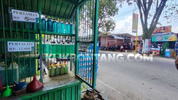 Kontradiksi Pengecer BBM Bontang;  Klaim Diizinkan Pemkot Berjualan, Tapi Dilarang Pertamina