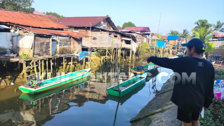 Saksi Mata Serangan Buaya Guntung; Penyelamatan Dramatis, Mahmud Naiki Badan Buaya