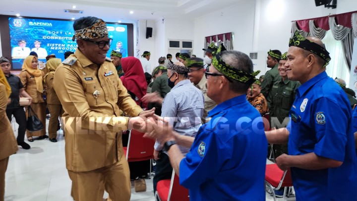 Basri Rase Ancam Ganti Lurah yang Tak 'Harmonis' dengan Ketua RT