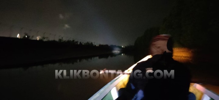 Dihalangi Oknum, BKSDA Batal Relokasi 2 Buaya Berukuran 3 Meter  di Guntung 