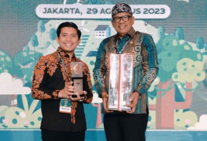 DPRD Bontang Raih Penghargaan Green Leadership Nirwasita Tantra 2023 dari KLHK