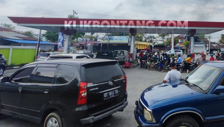 Sudah Ada Pembatasan Pembelian BBM Subsidi, Pertamina Minta Warga Melapor saat Temukan Penyimpangan