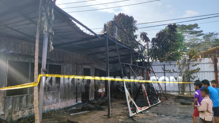 Warga Sempat Dengar Ledakan Keras, Penyebab Kebakaran Masih Diselidiki