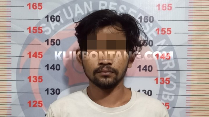 Coba Kabur saat Ketahuan Bawa 1 Poket Besar Sabu, Pengedar Asal Guntung Diringkus Polisi