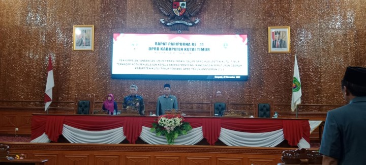 DPRD Kutim Gelar Paripurna Pandangan Fraksi Terhadap Nota Penjelasan Ranperda APBD 2024