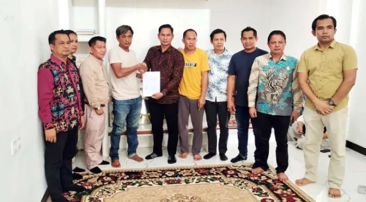 Ajudan Tendang Muka Supir, Bupati Kubar Akhirnya Minta Maaf