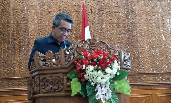 Bupati Kutim Sampaikan Nota Penjelasan Raperda APBD 2024