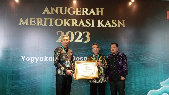 Kinerja ASN Gemilang, Pemkab Kutim Terima Anugerah Meritokrasi