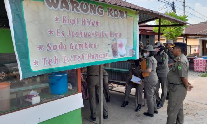 Peringatan Tidak Digubris, Satpol PP Kutim Tertibkan PKL