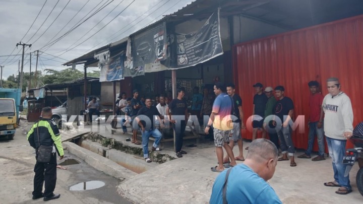 Polantas Tertibkan Antrean SPBU Kilometer 3, Ketahuan Melanggar akan Ditilang