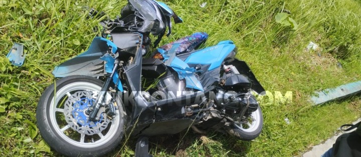 Laka Tunggal di Jalan Brigjen Katamso, Pemotor Terpental ke Semak-semak
